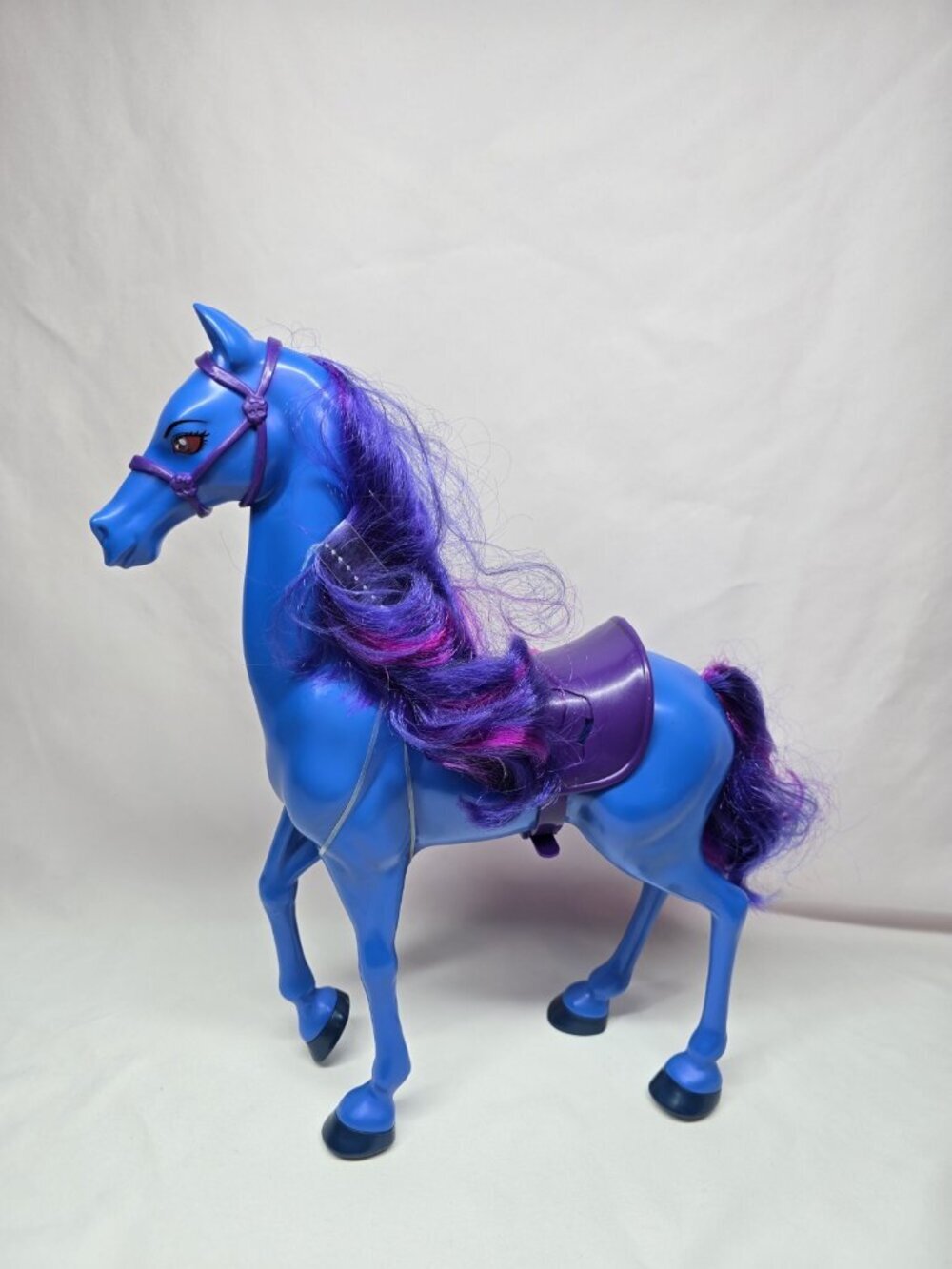 Monster High Headless Headmistress Bloodgood Nightmare Horse ONLY Blue-READ INFO